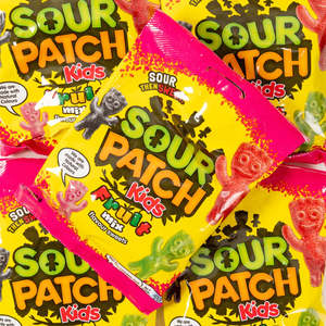 Gummy Lollies: Sour Patch Kids Peg Bag Fruit Mix 130g