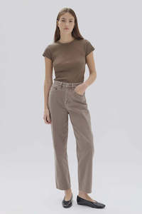 Bottoms: Vintage Straight Jean | Nougat