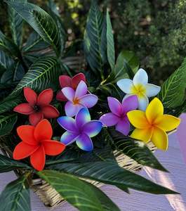 Seis And Flower Hair Clips: MILAN Small Plumeria