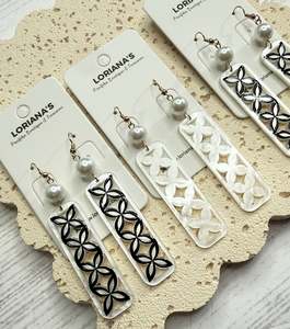 Tautaliga Earrings: APAULA PEARL EARRINGS