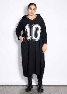 Sale: Outlet - #10 Misguided Hoodie