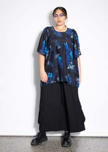 1: Flounce Top - Blue Orchid