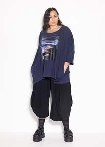 4xlarge: Vita Tee - Navy Glitch Print