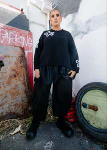 M 1: Bell Pant - Black