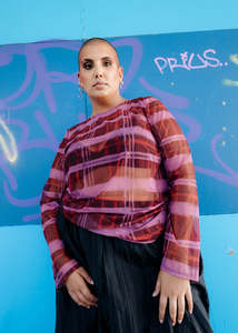 M 1: Freddie Top - Raisin Check