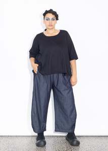 Shortie Tee - Black