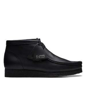 Mens Boots: CLARKS WALLABEE BOOT - BLACK LEATHER