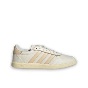 Womens Sneakers: ADIDAS WOMENS BREAKNET SLEEK - Off White / Sand Strata / Warm Vanilla