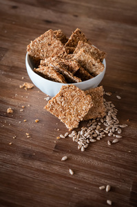 Quinoa Crackers Lotta Love