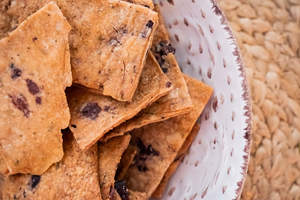 Olive Crackers Lotta Love