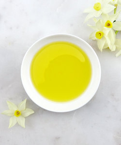 Products: Arnica Infused in Soybean - CLEARANCE - Lotus Oils New Zealand