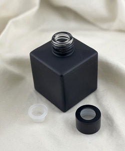 Products: Amber Boston Glass Bottle with Lid - 5ml