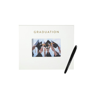 New In Gift: Graduation Signature Frame