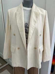 New Clothing: Beatrice Blazer