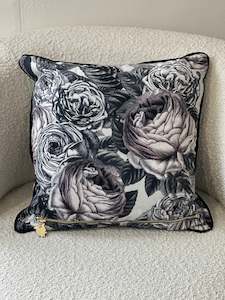 Bedding Cushions: Podevache Flower Cushion