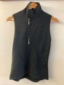Jackets Jerseys Coats Preloved: Untouched World Wakatipu Vest