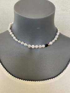 Vania Freshwater Pearls