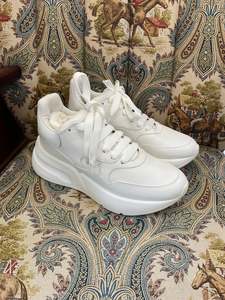 Shoes Luxury Preloved: Alexander McQueen Leather Sneaker