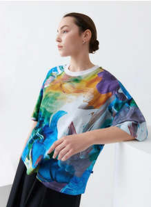 Tops: Kowtow