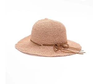 Accessories: Soleil Blush Hat