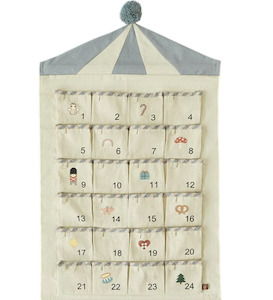 O: Circus Christmas Advent Calendar