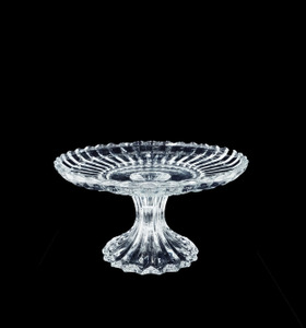 Homewares: Deluxe Clear Cut Glass Cake Stand