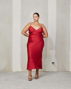 Size 16: Weirder Slip in Lippy Red