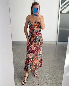 Size 16: Freja Silk Slip