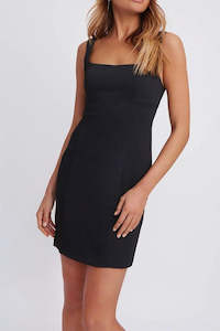 Oyster Dress in Black.