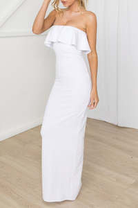 Hens: Hermosa Gown in White