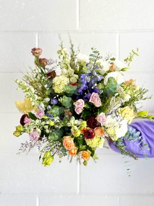 Products: Kapiti Bouquet Pastel Shades