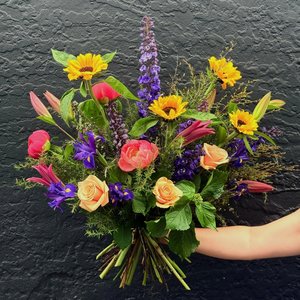 Products: Raumati Bouquet - Bright Vibrant Shades