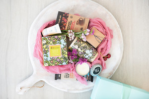 Pick-Me-Up Women's Gift Hamper Love to Give gift hampers Auckland