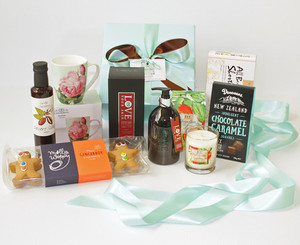 Something Special - Decadent Gift Hamper for Women Love to Give gift hampers Auckland