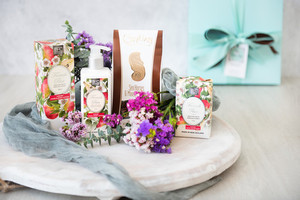 Products: French Pear Gift Hamper Love to Give - Gift Hampers Auckland