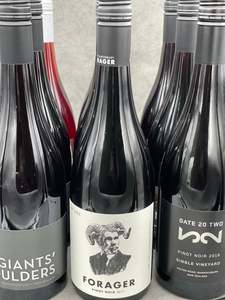 Pinot Noir: Pinot Noir 3地域飲み比べ　9本セット