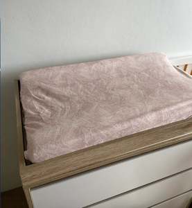 Fitted Jersey Cotton Bassinet Sheet/Change Table Cover - Pink Palm