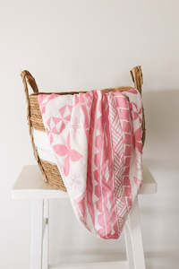 Fōlau Aute Layered Muslin Blanket (Samoa)