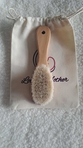 Bathing: Loving Mother Baby Brush