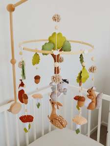 Decor: Woodland Wonderland Mobile