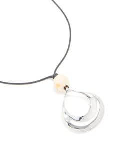 White: Silver & Beaded Open Pendant Necklace