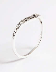 Sterling Silver Swirl Detail Point Ring