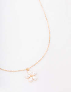 Gold Pearl Flower Short Necklace
