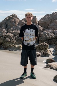 Gold: Beefy Tee - Limits