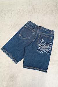 Print Capsule English: Baggy Denim Short - English Outline