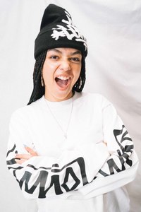 Long Sleeve: Beefy L/S Tee - Bones