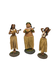 Vehicle Accessories: Dashboard Hula Dolls