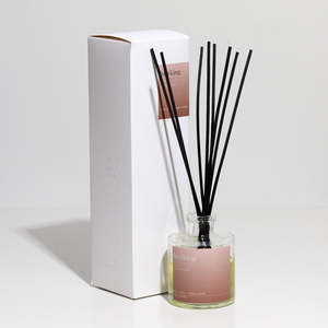 Reed Diffusers: KERIKERI Reed Diffuser | Minimalist