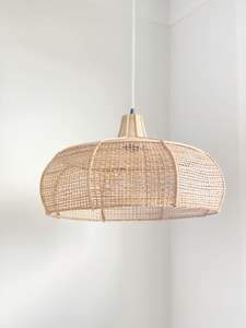 Lulu Luxe Coastal 1: LULU LUXE COASTAL - RATA PENDANT