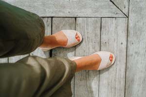 CROSSOVER PEEP TOE - SALE SHERBET GLITTER